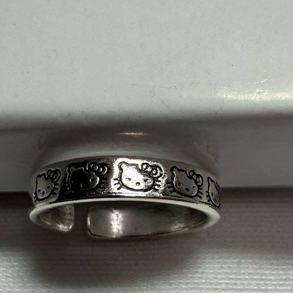 Hello Kitty Silver Ring